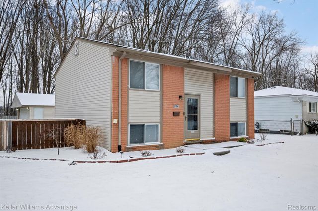 38478 Loruss Avenue, Westland, MI 48186