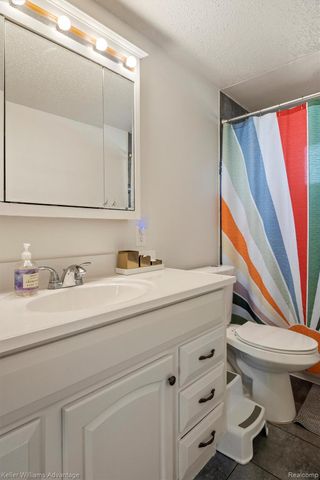 38478 Loruss Avenue, Westland, MI 48186