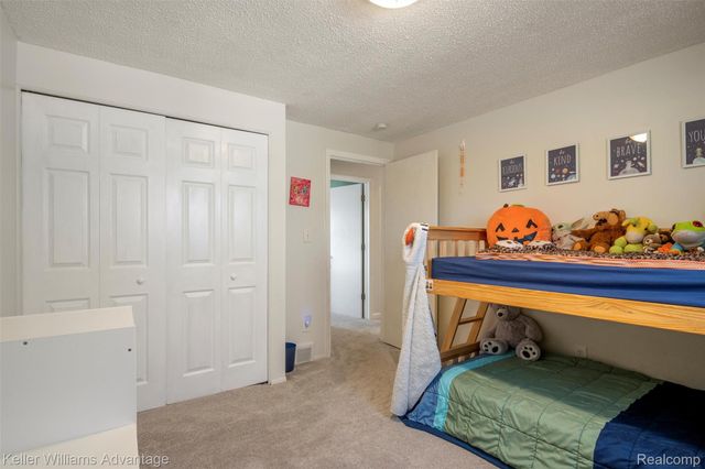 38478 Loruss Avenue, Westland, MI 48186