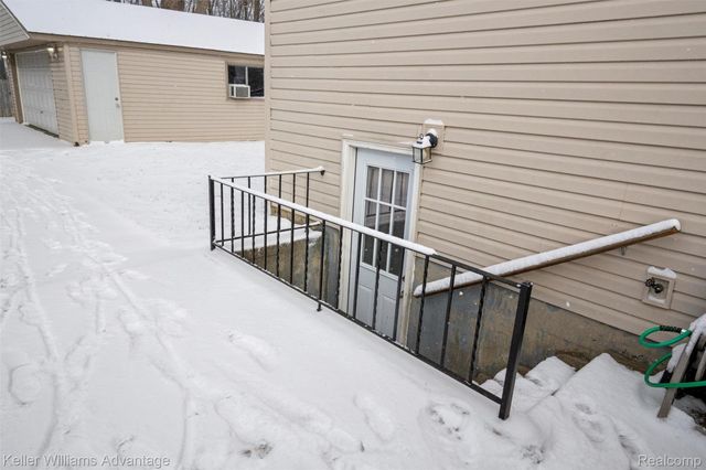 38478 Loruss Avenue, Westland, MI 48186