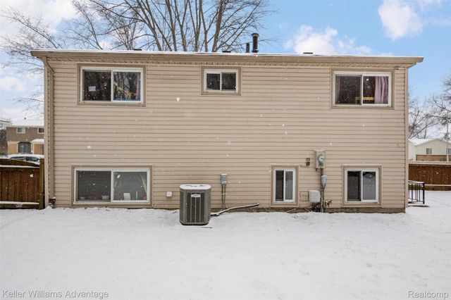 38478 Loruss Avenue, Westland, MI 48186