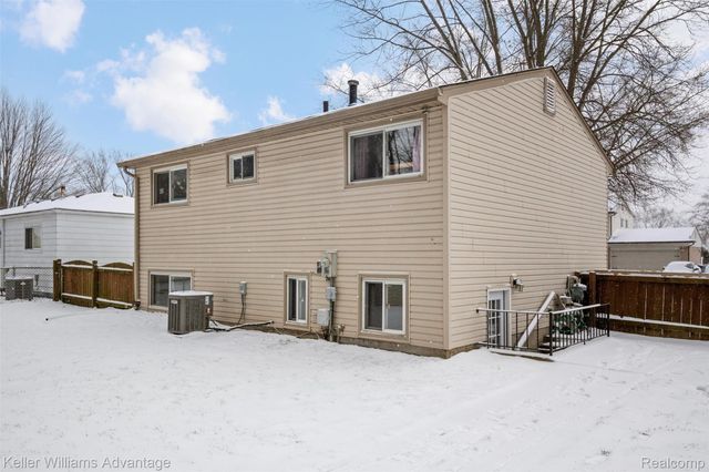 38478 Loruss Avenue, Westland, MI 48186