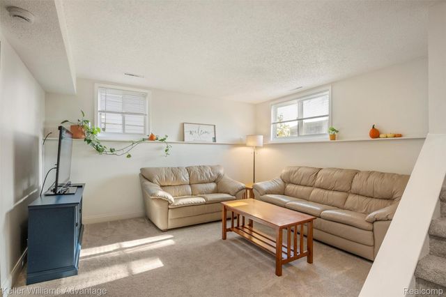 38478 Loruss Avenue, Westland, MI 48186