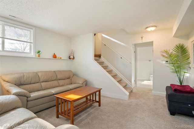 38478 Loruss Avenue, Westland, MI 48186