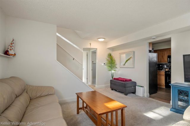 38478 Loruss Avenue, Westland, MI 48186