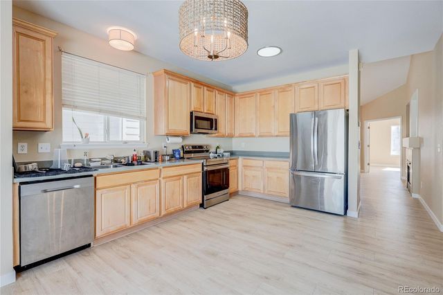 24671 E Kansas Circle, Aurora, CO 80018