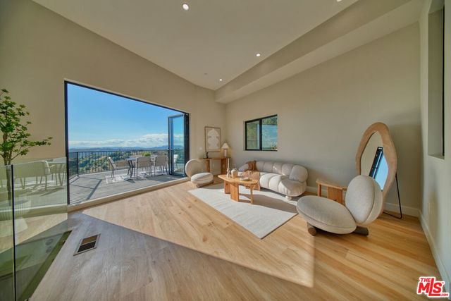 3005 Amethyst Street, Los Angeles, CA 90032