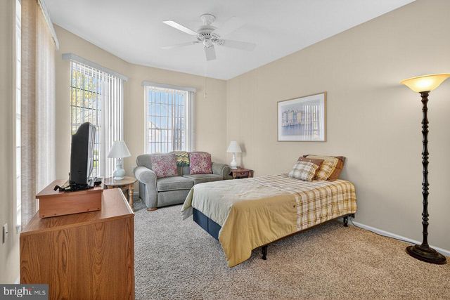 147 BURHOLME DR, Hamilton, NJ 08691