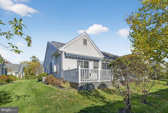147 BURHOLME DR, Hamilton, NJ 08691