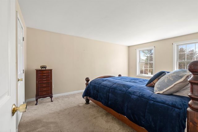 5 Magnolia Lane, Derry, NH 03038