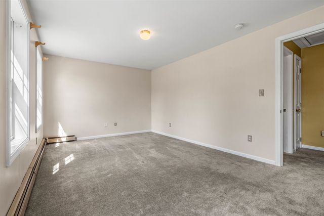 5 Magnolia Lane, Derry, NH 03038