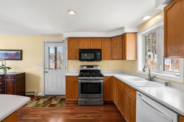 5 Magnolia Lane, Derry, NH 03038