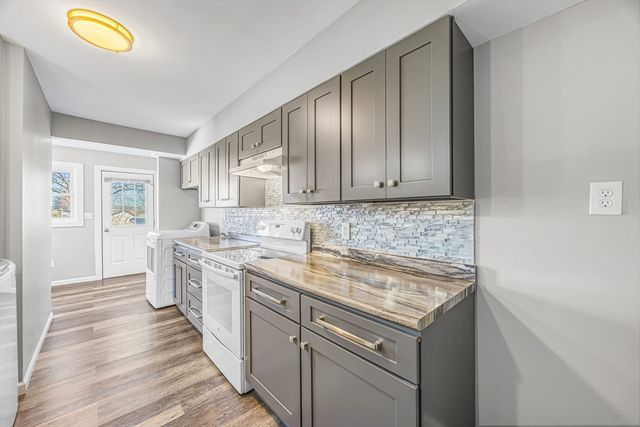 82 Mitchell Drive 82, Chicopee, MA 01022