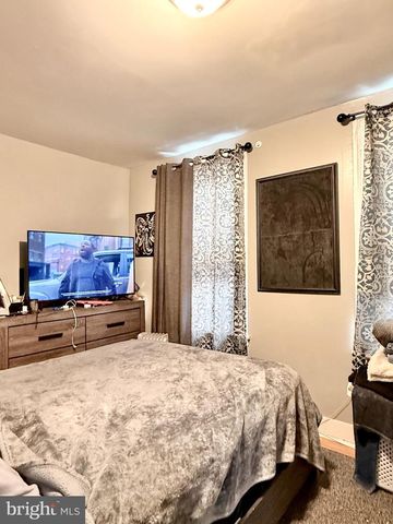 1157 CHESTNUT ST, Camden, NJ 08103