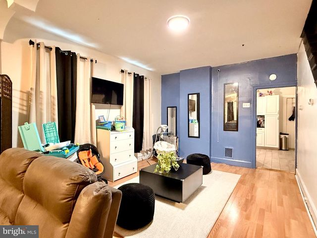 1157 CHESTNUT ST, Camden, NJ 08103