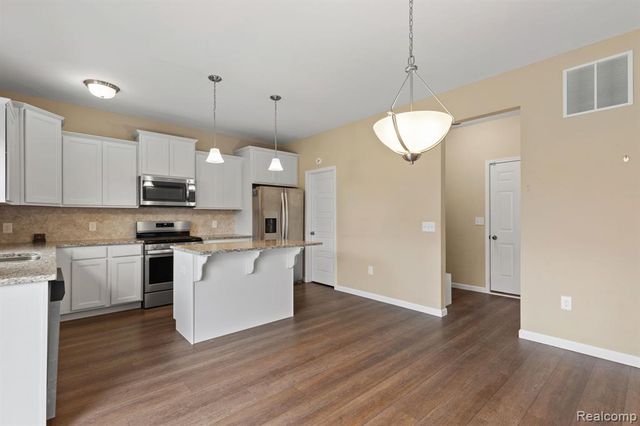 7081 Chandler Drive Drive, Belleville, MI 48111