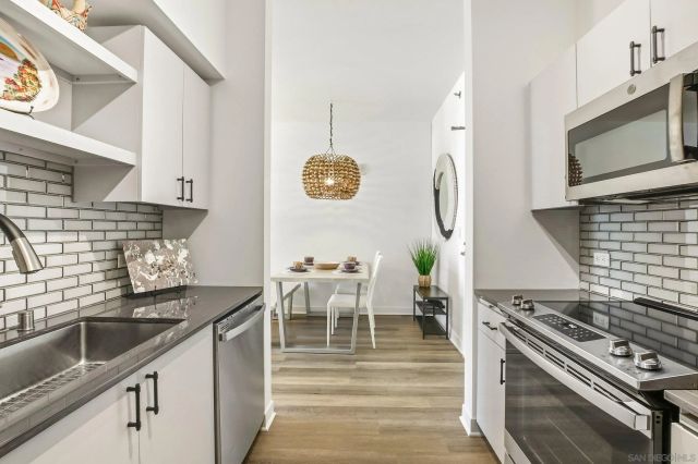 425 W Beech 1607, San Diego, CA 92101