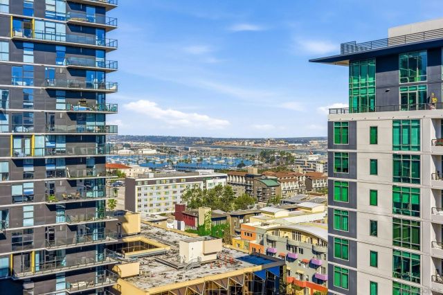 425 W Beech 1607, San Diego, CA 92101