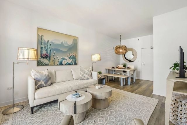 425 W Beech 1607, San Diego, CA 92101