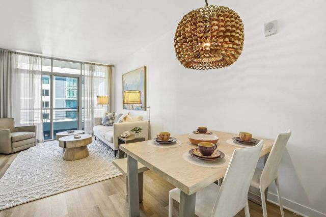 425 W Beech 1607, San Diego, CA 92101