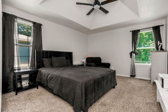 2125 SE 6th Terrace, Lee's Summit, MO 64063