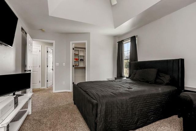 2125 SE 6th Terrace, Lee's Summit, MO 64063