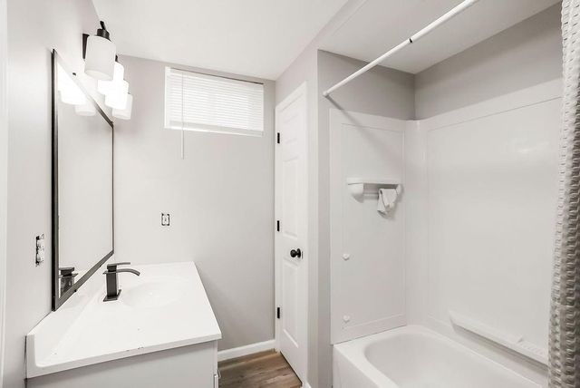 2125 SE 6th Terrace, Lee's Summit, MO 64063