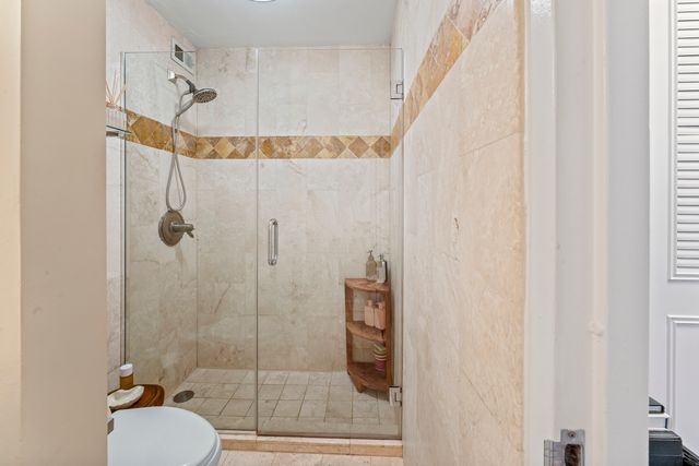 222 E Pearson Street 1706, Chicago, IL 60611