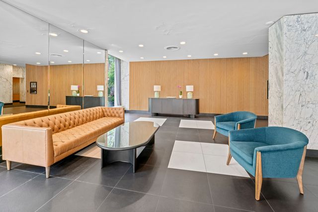 222 E Pearson Street 1706, Chicago, IL 60611