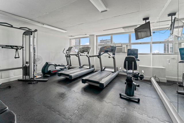 222 E Pearson Street 1706, Chicago, IL 60611