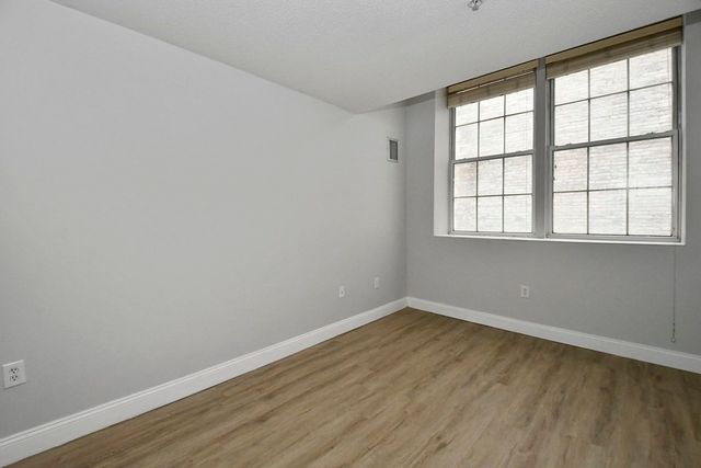 200 Market 3305, Lowell, MA 01852