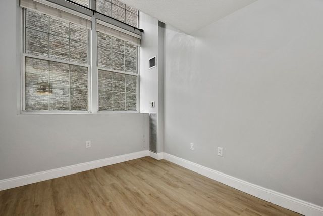 200 Market 3305, Lowell, MA 01852