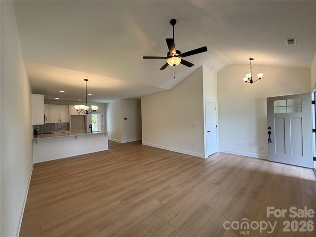 107 Abbington Lane, Shelby, NC 28150