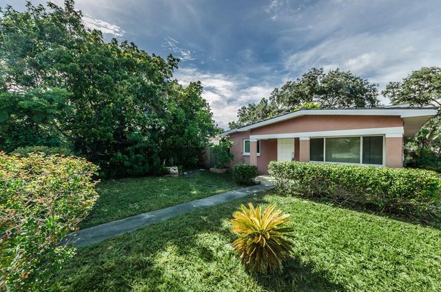 5401 5TH AVENUE N, St Petersburg, FL 33710