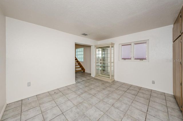 5401 5TH AVENUE N, St Petersburg, FL 33710