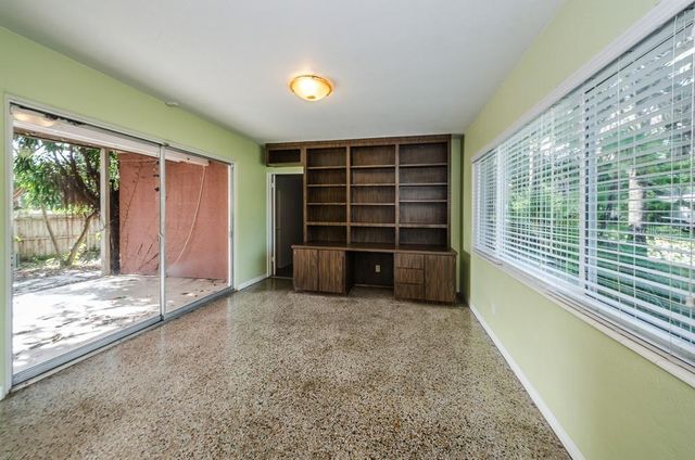 5401 5TH AVENUE N, St Petersburg, FL 33710