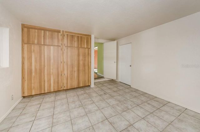 5401 5TH AVENUE N, St Petersburg, FL 33710