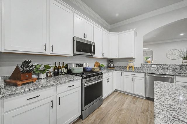 349 Taylor James Way, Houma, LA 70364