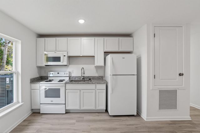 1115 F Avenue A, Fort Pierce, FL 34950