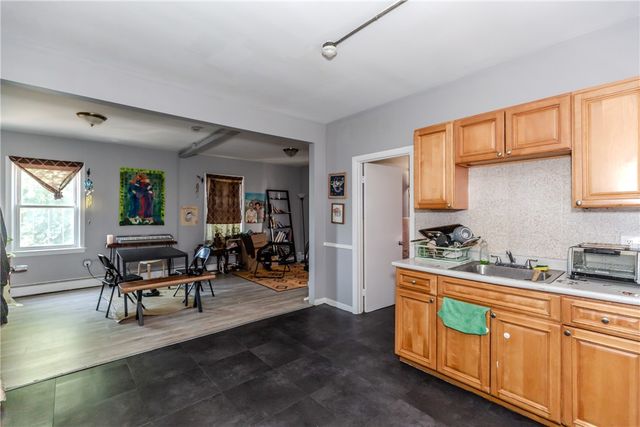 53 Fairmount Avenue, Providence, RI 02908