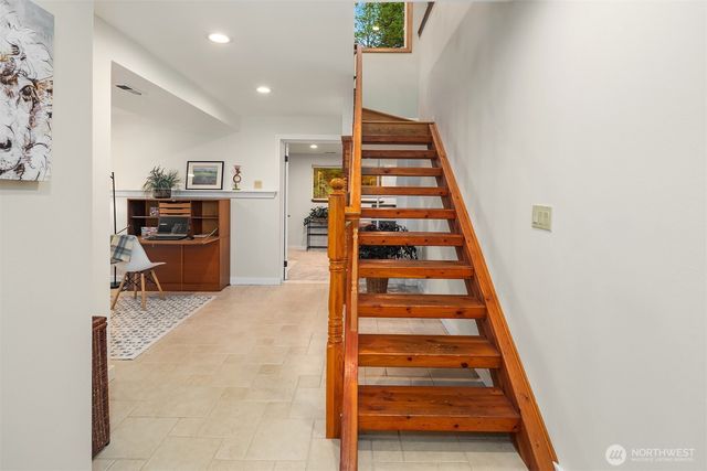 10408 238th Way SE, Issaquah, WA 98027