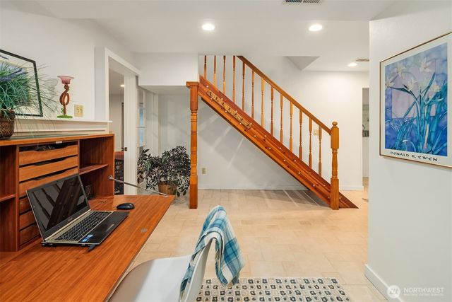 10408 238th Way SE, Issaquah, WA 98027