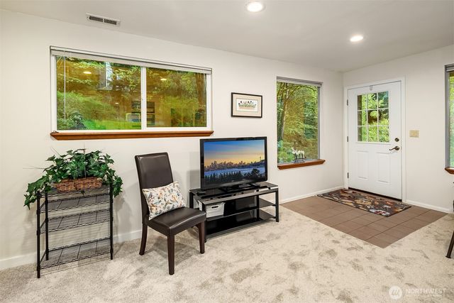 10408 238th Way SE, Issaquah, WA 98027
