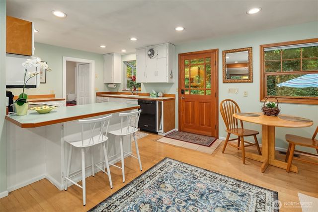 10408 238th Way SE, Issaquah, WA 98027
