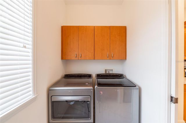 2432 NE 33RD COURT, Ocala, FL 34470