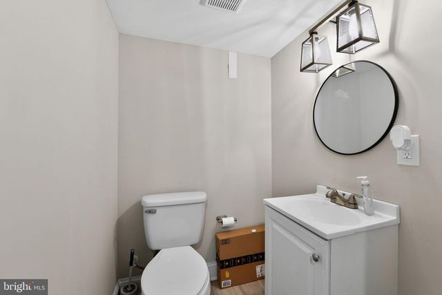 2483 SHIRLEY AVE, Baltimore, MD 21215