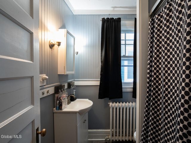 884-886 Lancaster Street, Albany, NY 12203