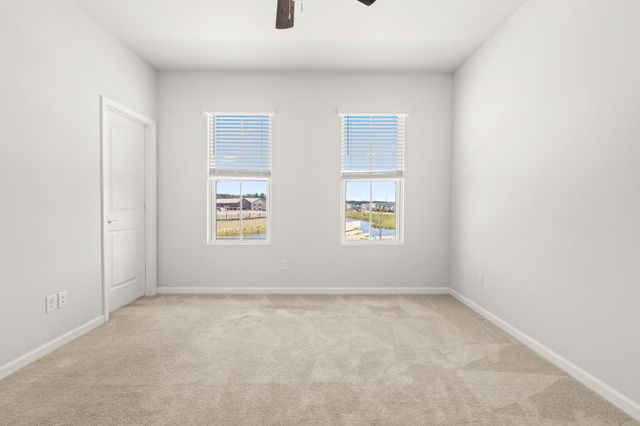 579 Blueway Avenue, Summerville, SC 29486