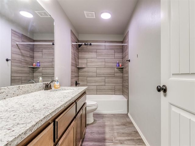 5702 Cedar Tree Circle, Guthrie, OK 73044