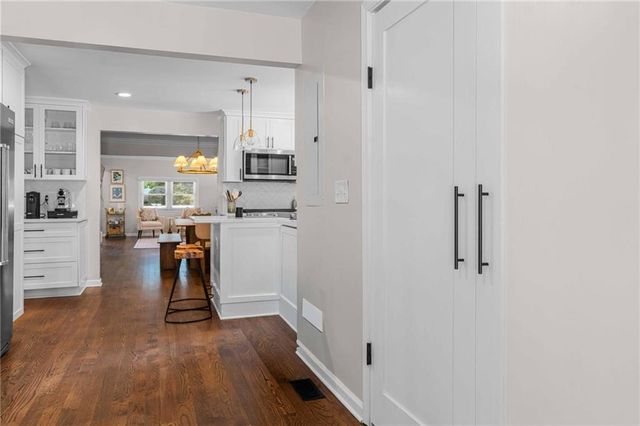 1752 Springer Street NW, Atlanta, GA 30318
